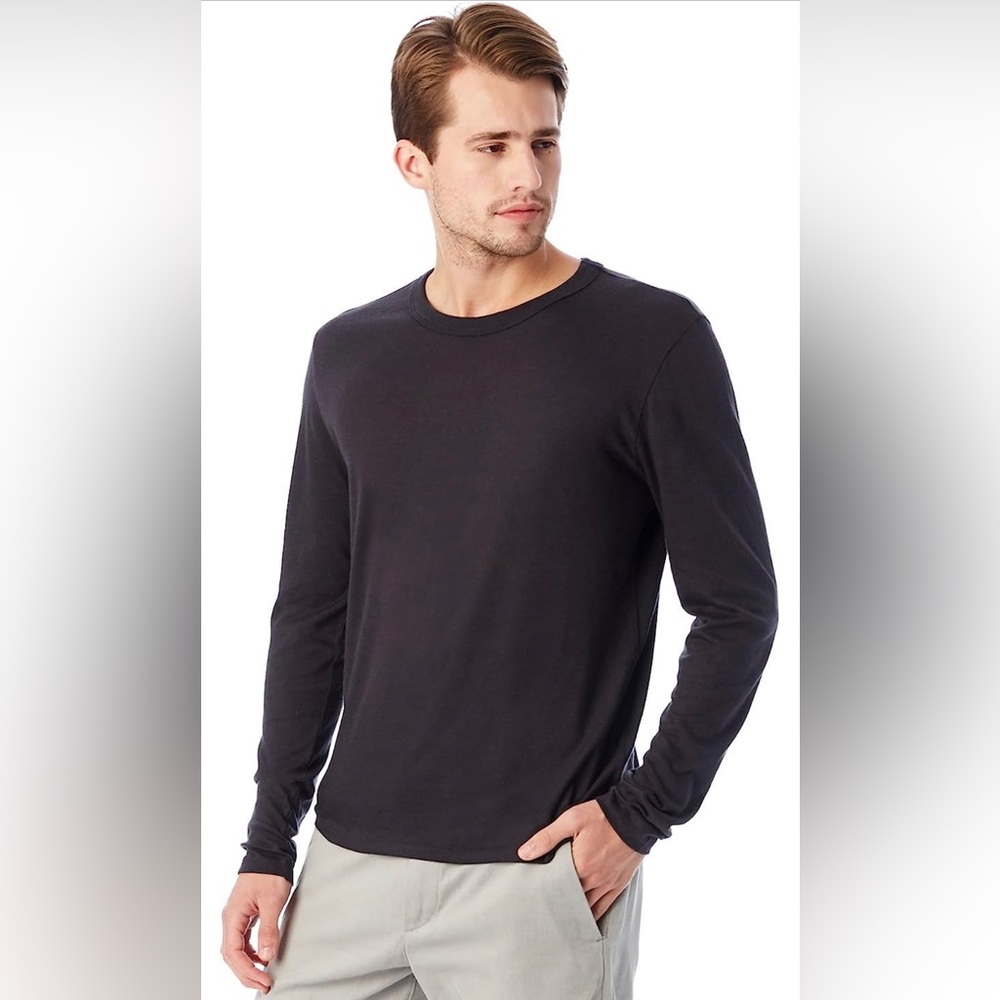 NWT ALTERNATIVE APPAREL LONG SLEEVE KEEPER TEE